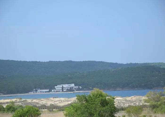 בית הארחה Casa Del Mar 3*